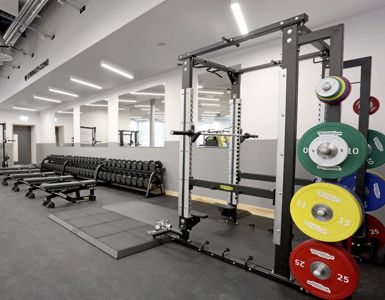 Morpeth squat rack & weights