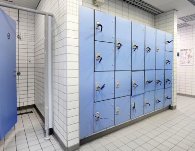 Wentworth Lockers and Showers (1)